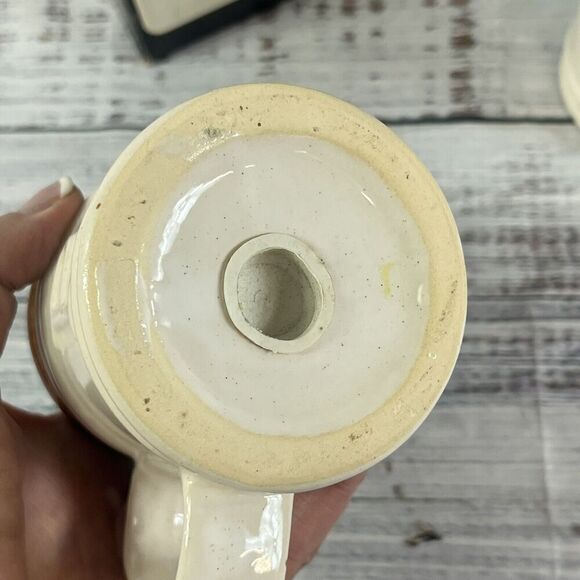 Vintage Brittany Stoneware 5" Salt N Pepper Shakers w/ Handles 1982 - Picture 6 of 9